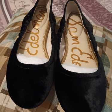 Sam Edelman black flat shoes