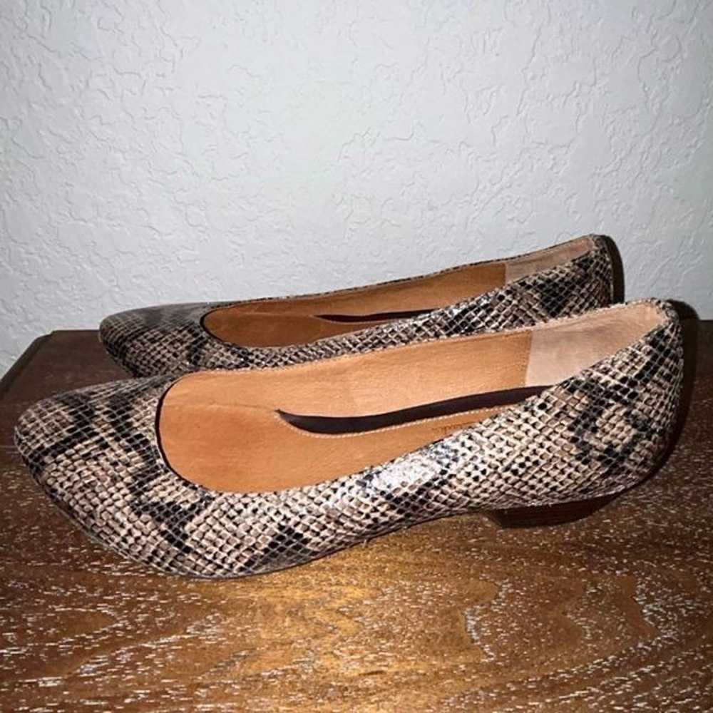 Indigo by Clarks Snakeskin Print Kitten Heel Shoes - image 6