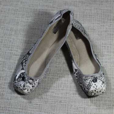 Jessica Simpson Manie Grey Snakeskin Ballet-style… - image 1