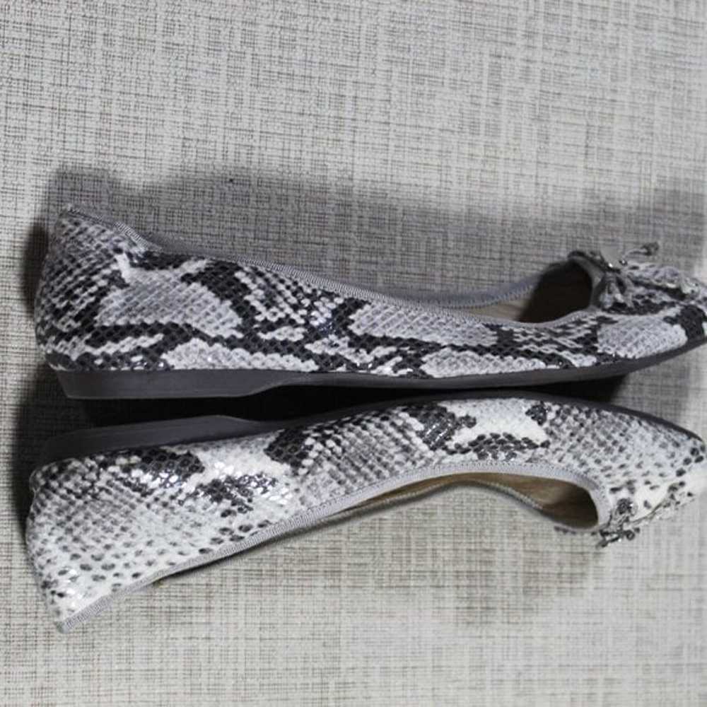 Jessica Simpson Manie Grey Snakeskin Ballet-style… - image 4