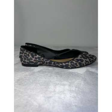 GAP Women’s Leopard Print Animal Print Pointed Fl… - image 1