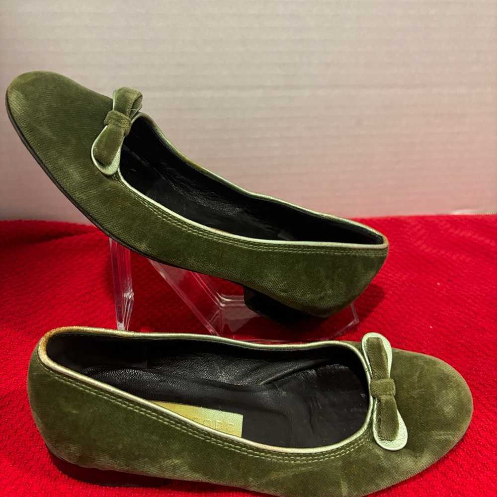 Marc Jacobs Green Velvet Flats with Bows Ballerin… - image 2