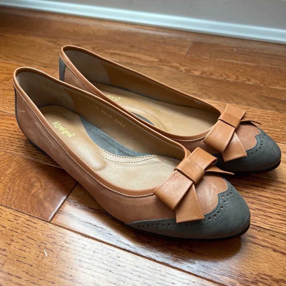 Brand New Retro Two Tone Leather Flats - image 1