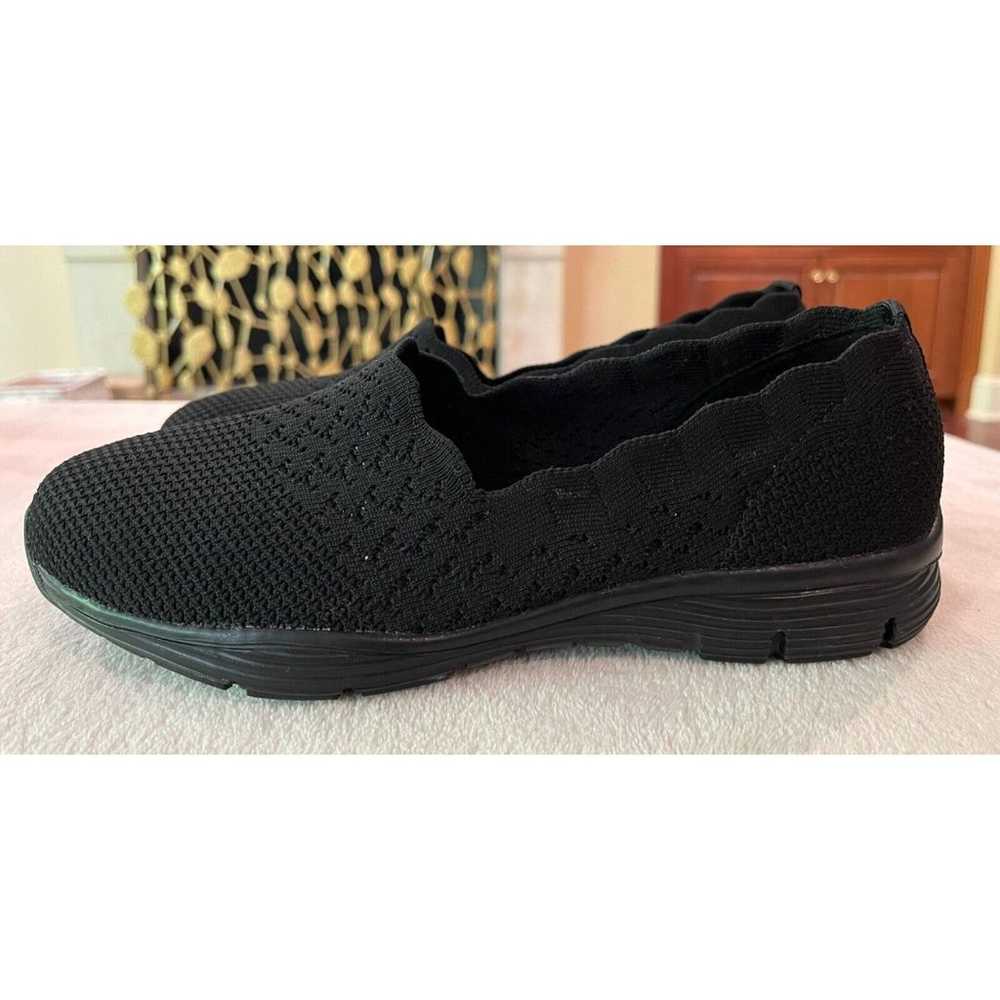 NEW Women's slip on Skechers Shoes Classic Knit B… - image 3