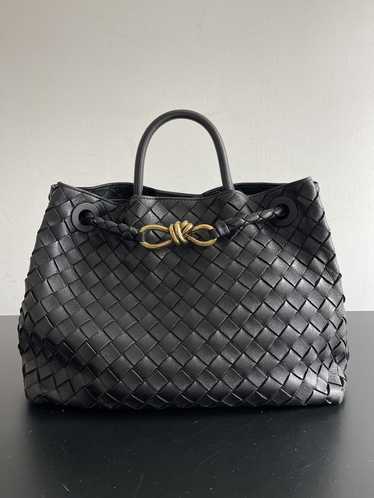 Bottega Veneta Medium Andiamo Bag