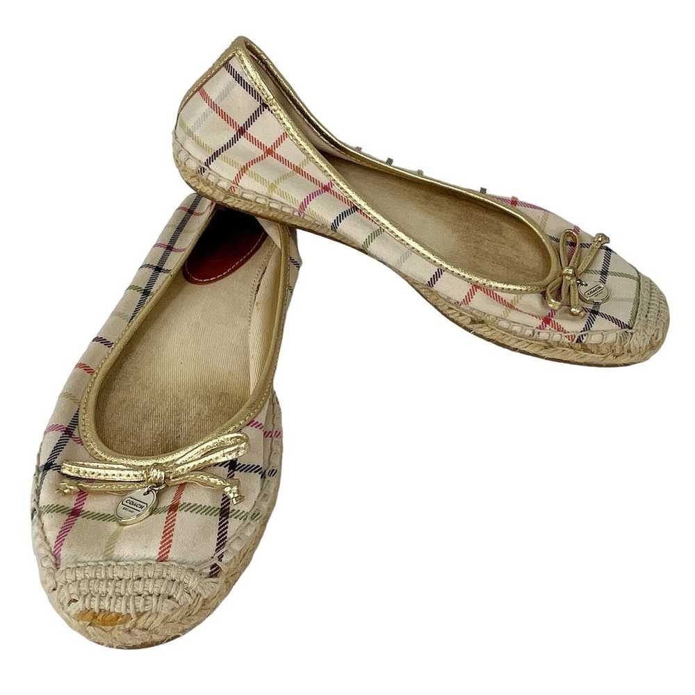 Coach Royce Flats Cream Gold Bow Charm 8B - image 1