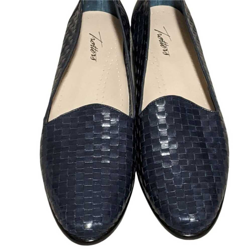 Trotters Liz woven leather comfort navy slip on c… - image 10