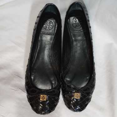 Tory Burch Black Ballet Flats Shoes.
Size 8 - image 1