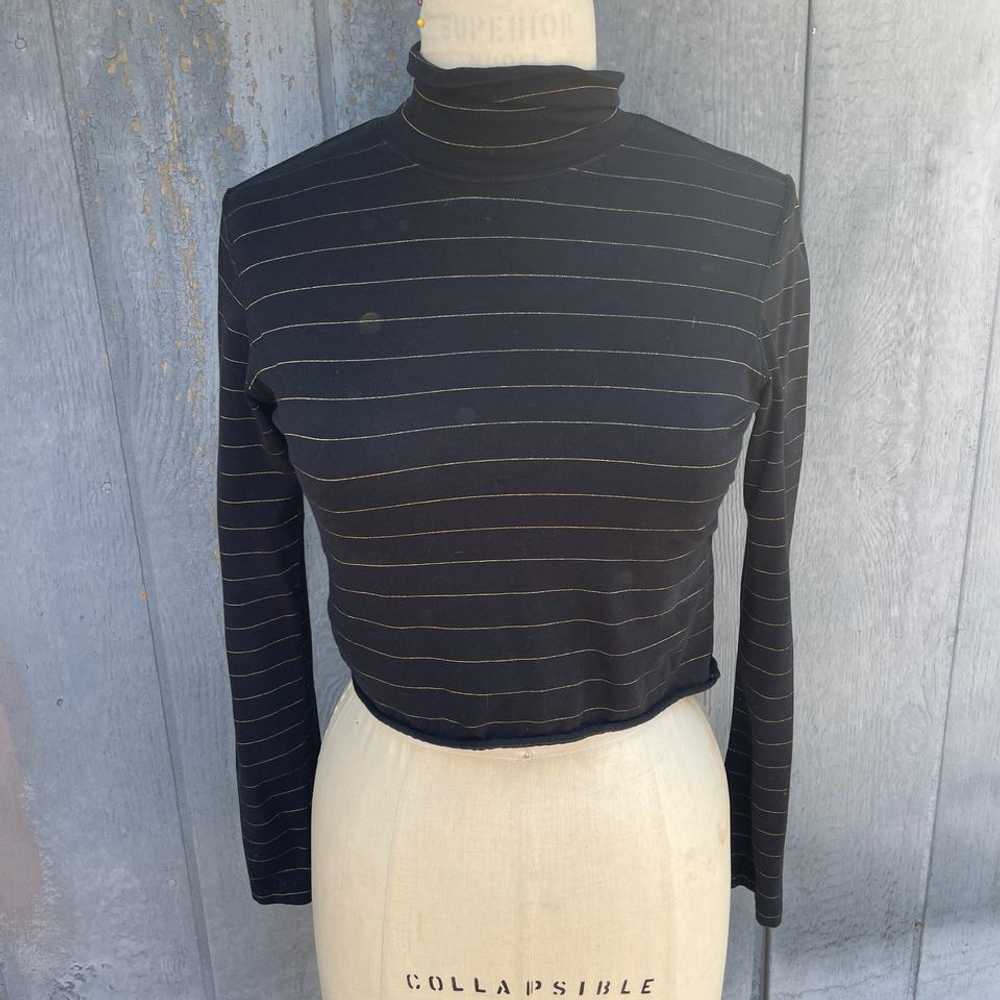 Random Vintage Black & Gold Striped Cropped… - image 1