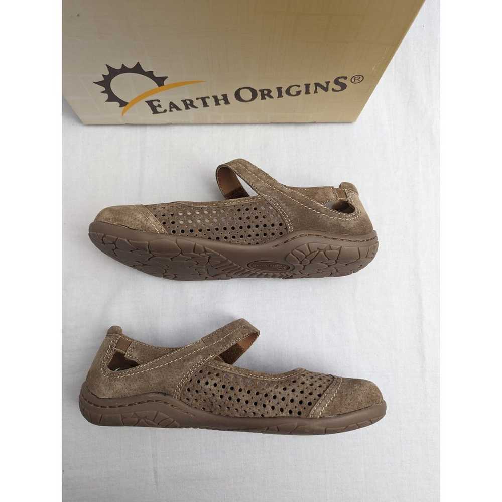 Earth Origins Flats Size 8 Mary Janes Suede Adjus… - image 4