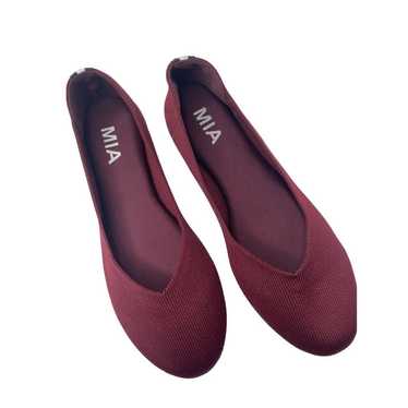 NEW MIA Corrine Burgundy Fly Knit Flats Size 6