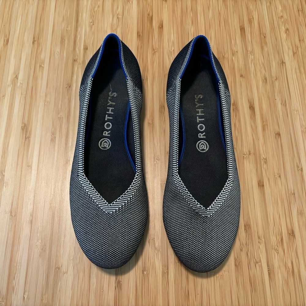 Rothy’s birdseye grey round flats - image 1