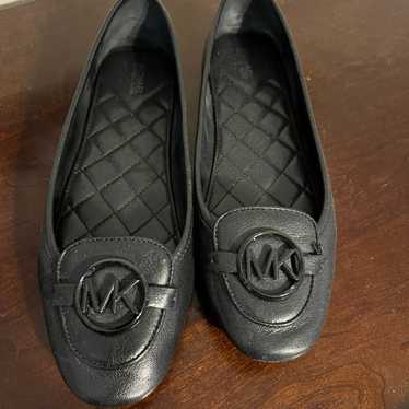 Michael Kors Flat