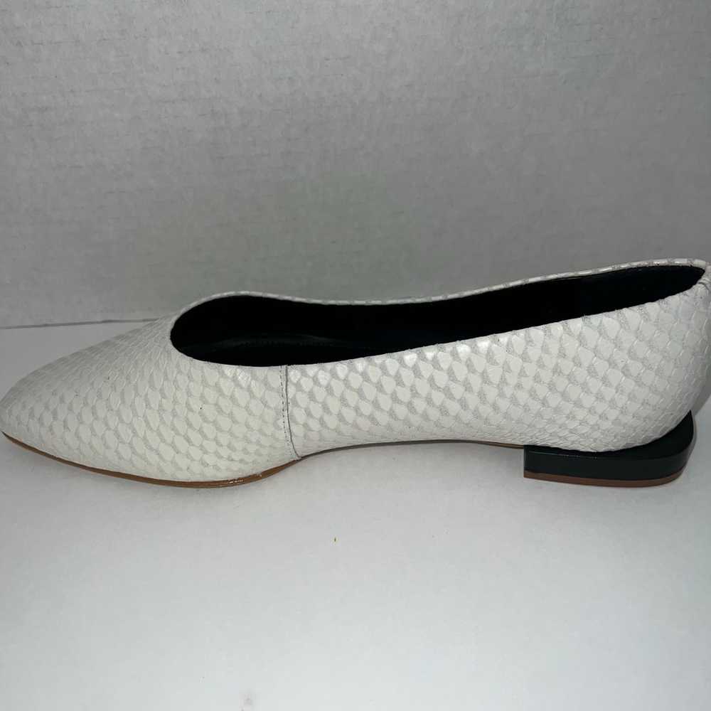 NWOT SAKS FIFTH AVENUE Snake-Embossed White Leath… - image 6