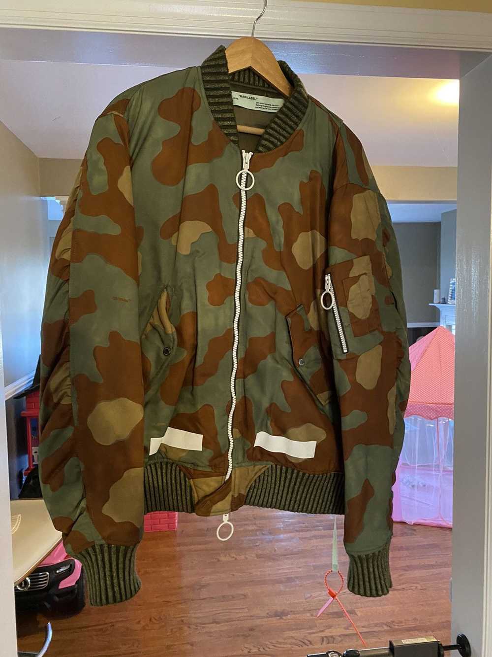 Off-White Off-white camo bomber jacket with strap - image 2