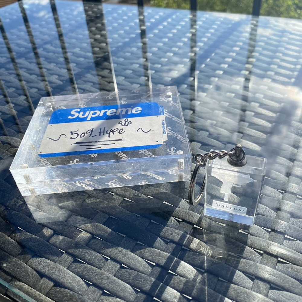 Supreme Supreme 3D Lucite Uzi Keychain - image 3