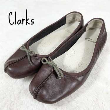 Popular item ✨ Clarks Freckle Ice flat shoes with… - image 1