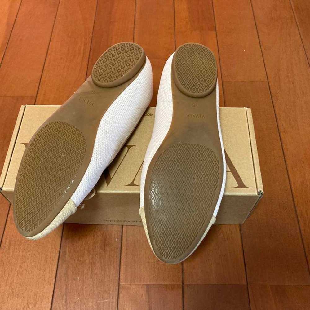 【vivaia】Almond Toe Flat Shoes - image 2