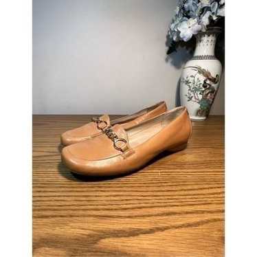 Villager Liz Claiborne Tan Leather flats |5.5