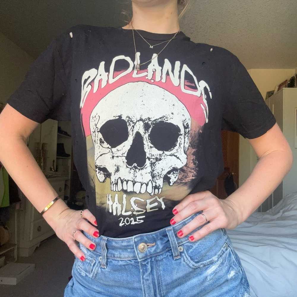 halsey 2015 badlands tour black distressed skull … - image 1