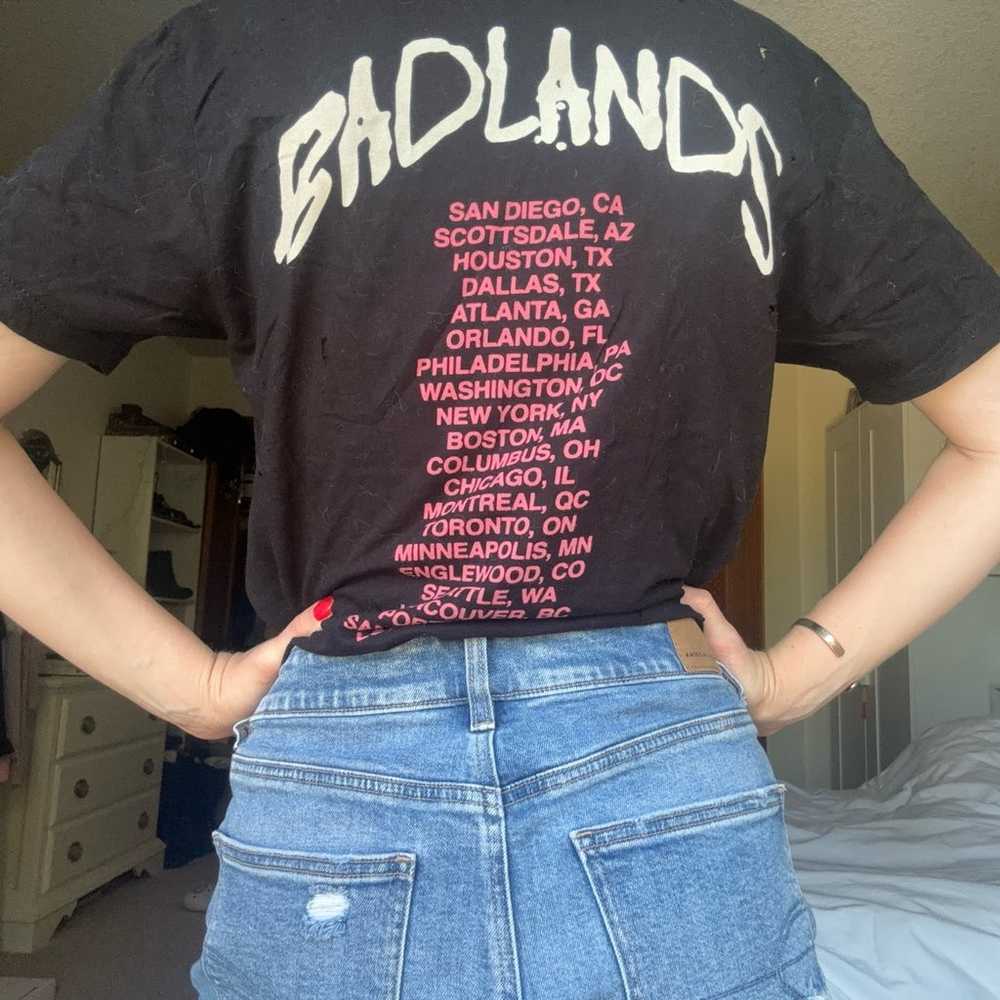 halsey 2015 badlands tour black distressed skull … - image 2