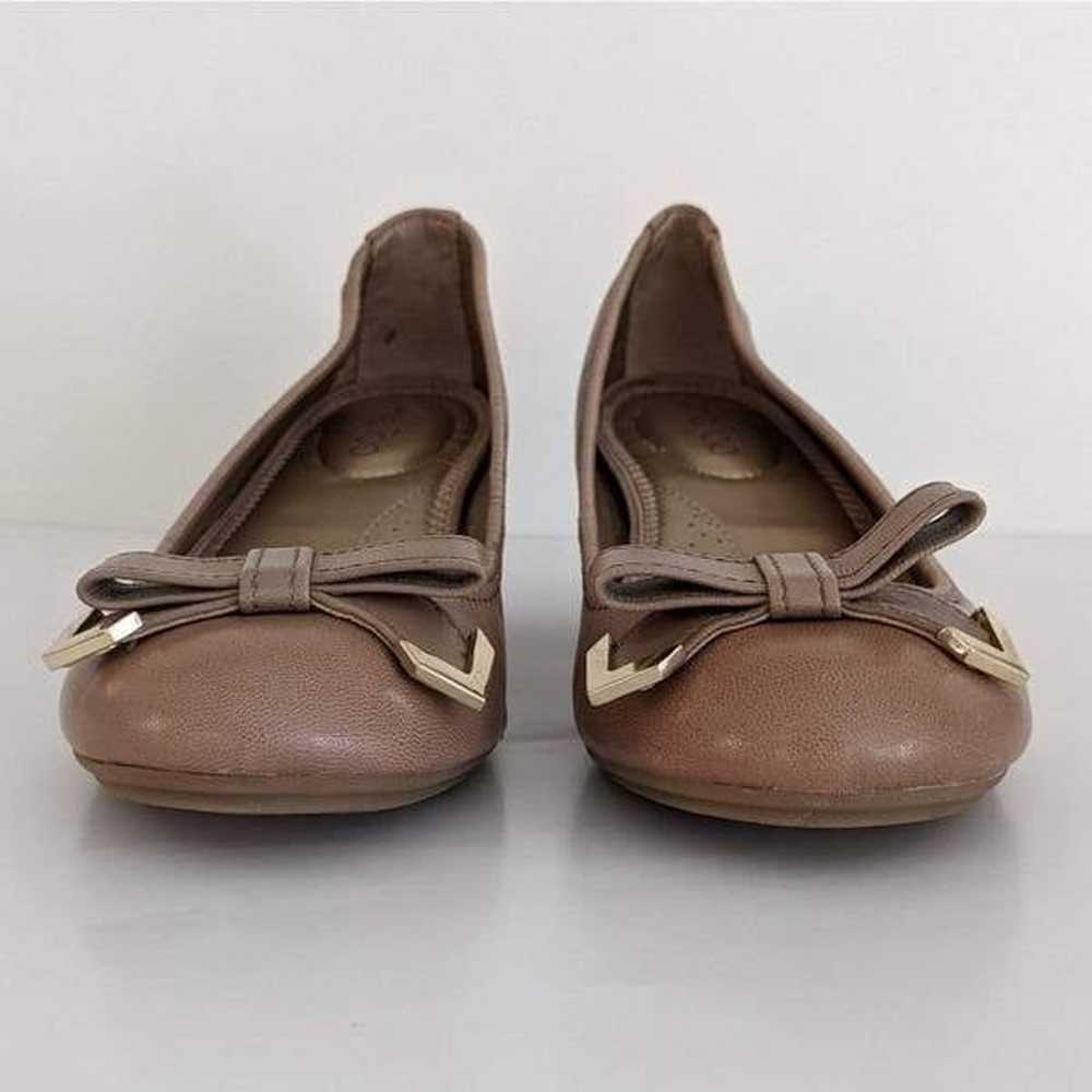 Me Too Racer Tan Leather Round Toe Wedge Flats 10 - image 6