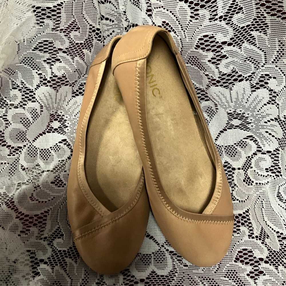 Vionic Caroll Ballet Flat Soft Tan Leather Size 9… - image 2