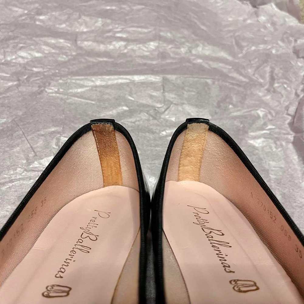 Pretty ballerina enamel flat shoes in black with … - image 4