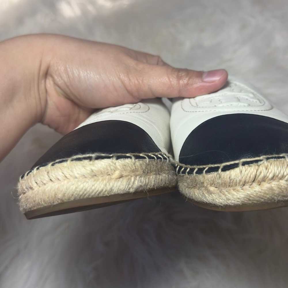 Tory Burch Black & White Espadrilles Size 8.5 - image 5