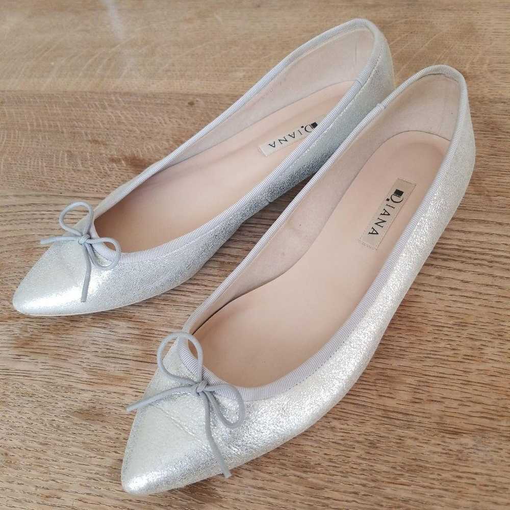 Diana Genuine Leather Pointed Toe Low-Heel Pumps … - image 1