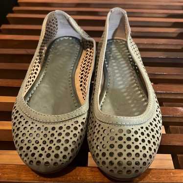 Frye Carson perforated ballet flats