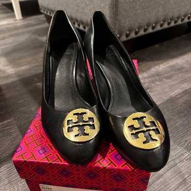 Tory Burch Chelsa 65MM Wedge Nappa Leather  Size 9