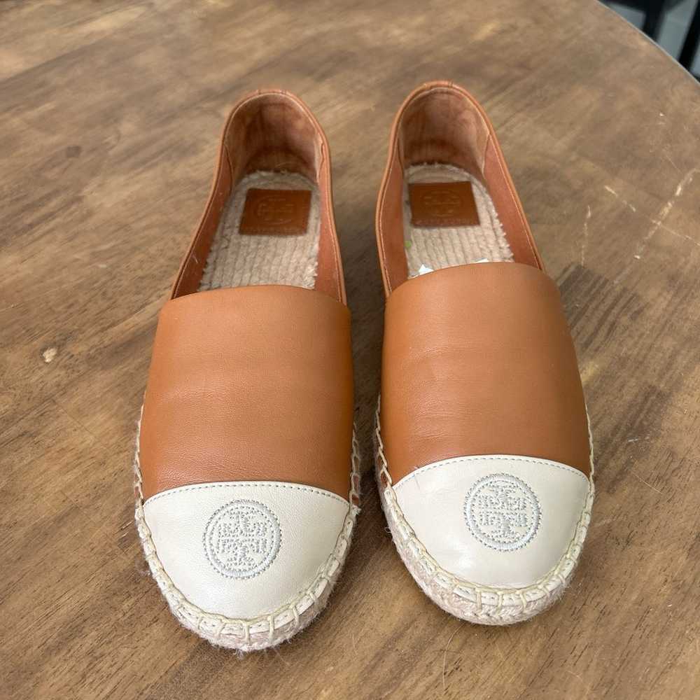 TORY BURCH COLOR BLOCK ESPADRILLES 8.5  AMBRA/DUL… - image 1