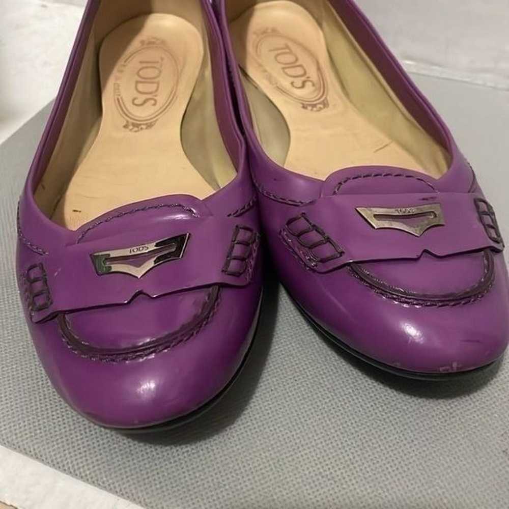 TOD’S Purple Patent Leather Ballet Flats Driving … - image 2