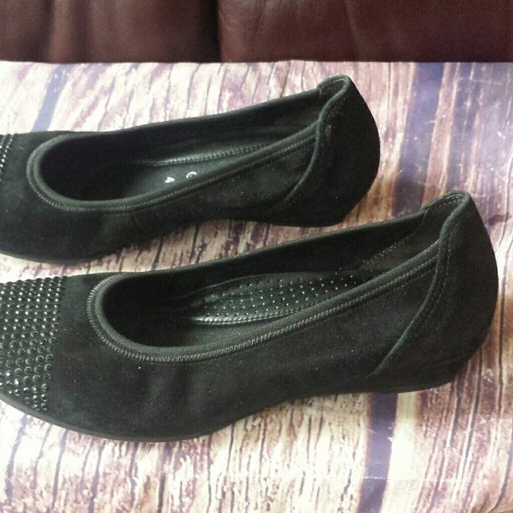 Gabor black suede comfort flats sz 6.5 - image 4