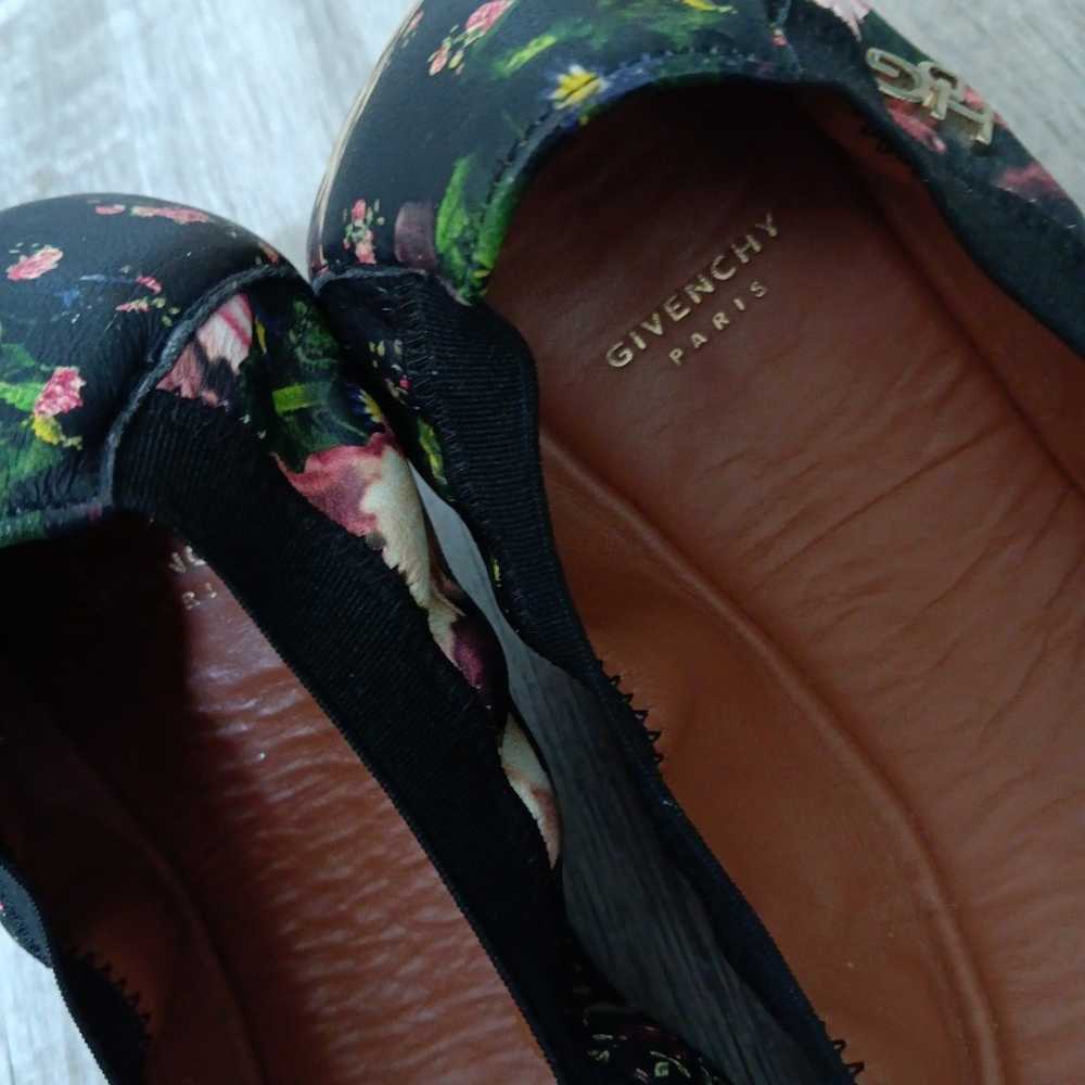 GIVENCHY BALLET FLATS - image 4