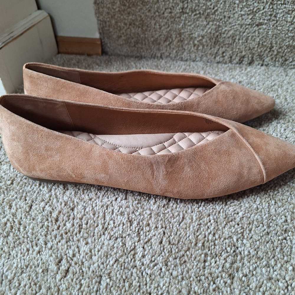 NWOT Birdies Goldfinch Suede Flats. Tan. Womens s… - image 3