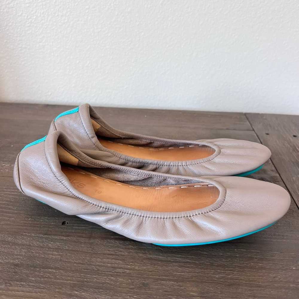 TIEKS FEATHER GREY SIZE 10 - image 3