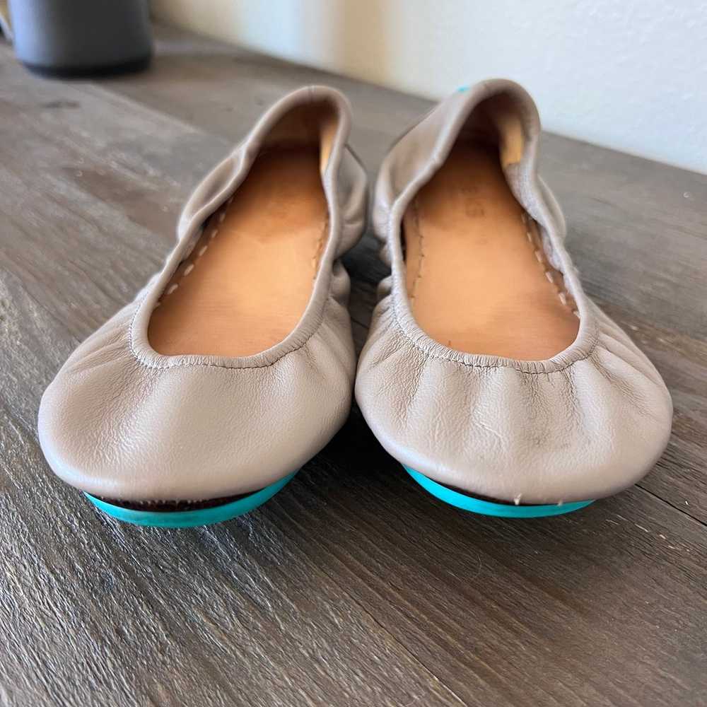 TIEKS FEATHER GREY SIZE 10 - image 4