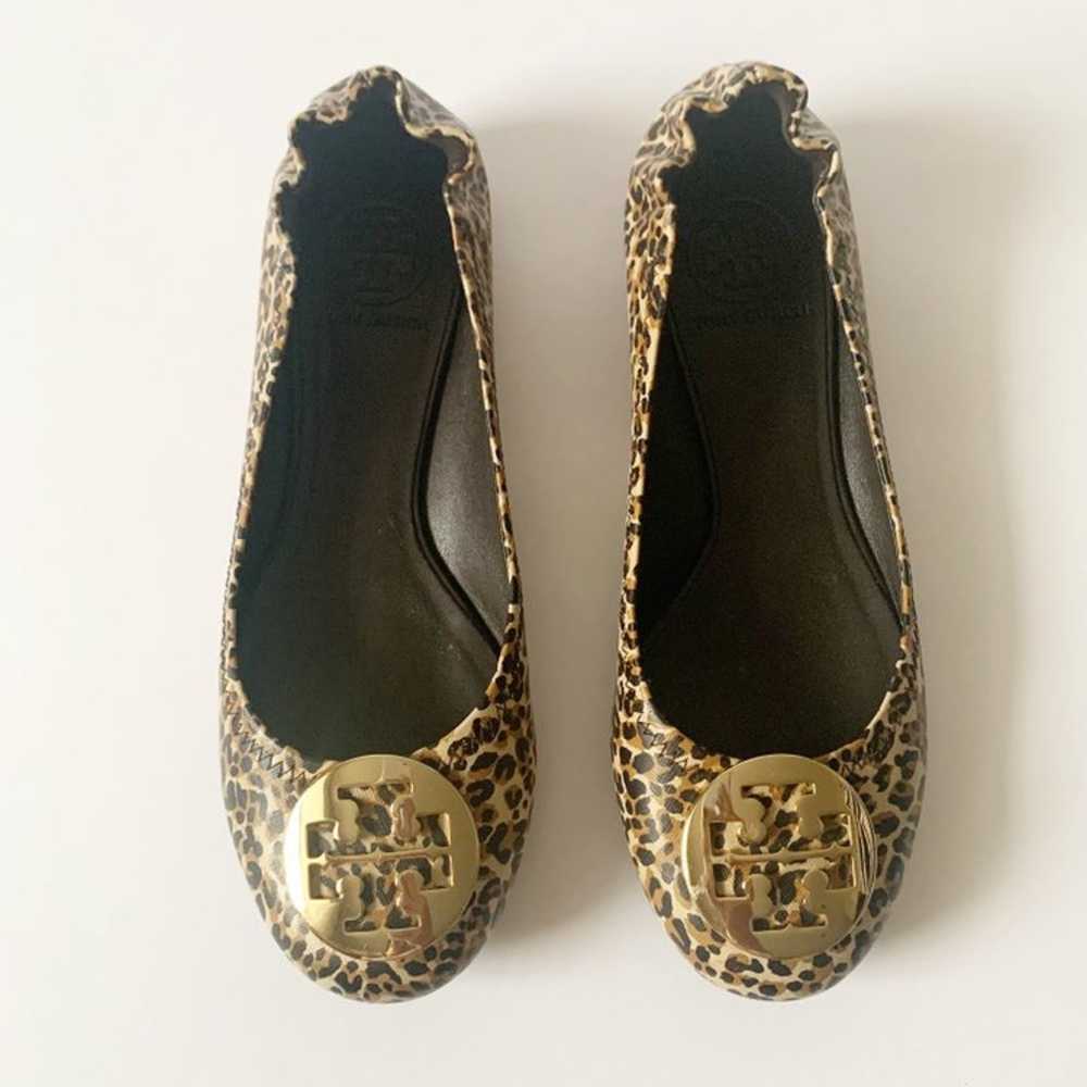 TORY BURCH REVA LEOPARD BALLET FLATS - image 4