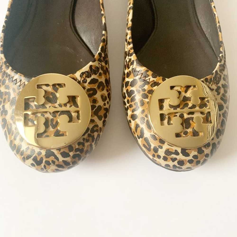 TORY BURCH REVA LEOPARD BALLET FLATS - image 5