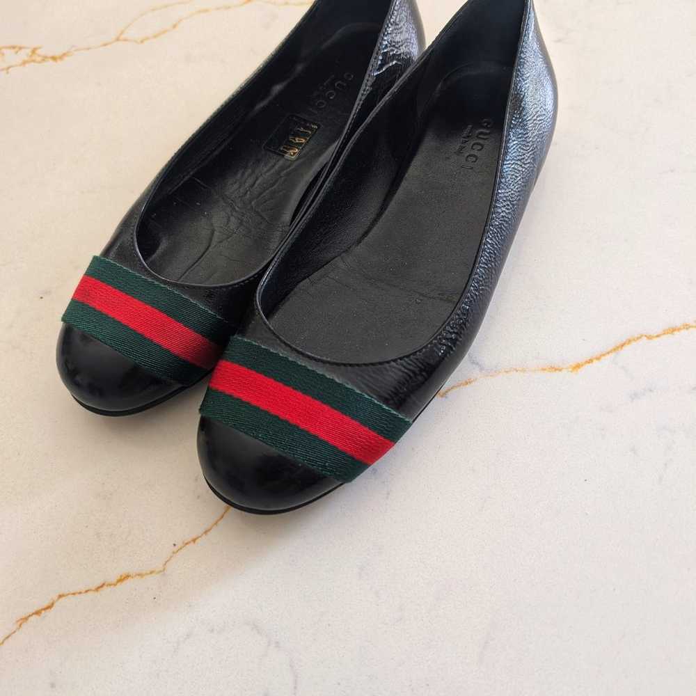 Gucci Flats size 5 women - image 2