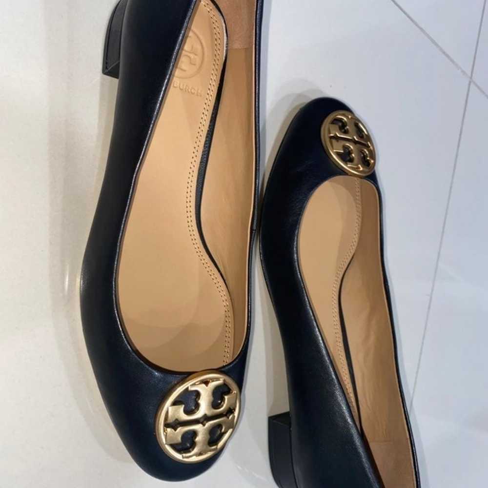 Tory Burch chelsea heeled ballet flat size 6 - image 7