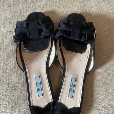 Prada Black Patent Leather Open Toe Bow Flat Sand… - image 1