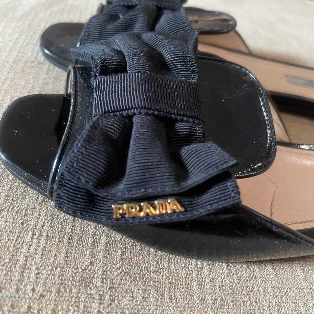 Prada Black Patent Leather Open Toe Bow Flat Sand… - image 2