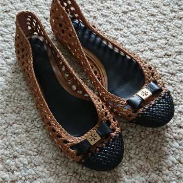 TORY BURCH tan and black Leather woven Ballet Fla… - image 1