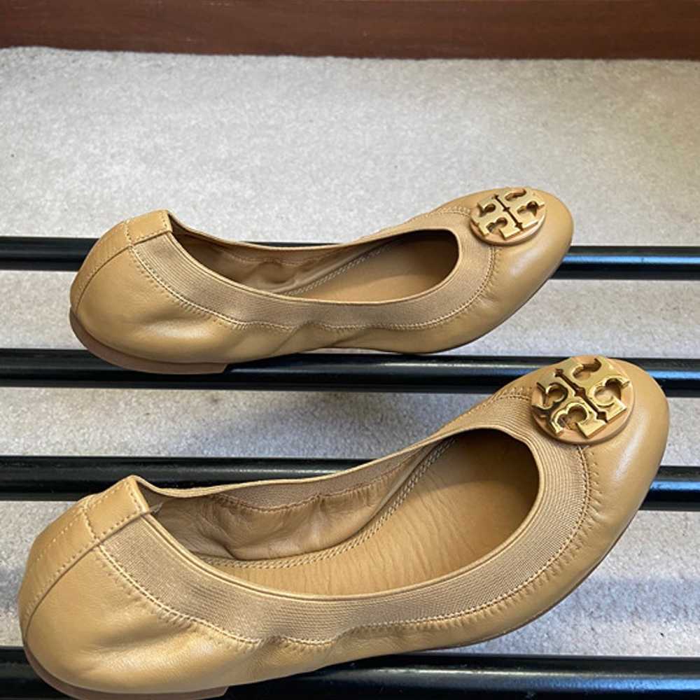 TORY BURCH Women Brass Gold Logo Leather Ballet S… - image 5