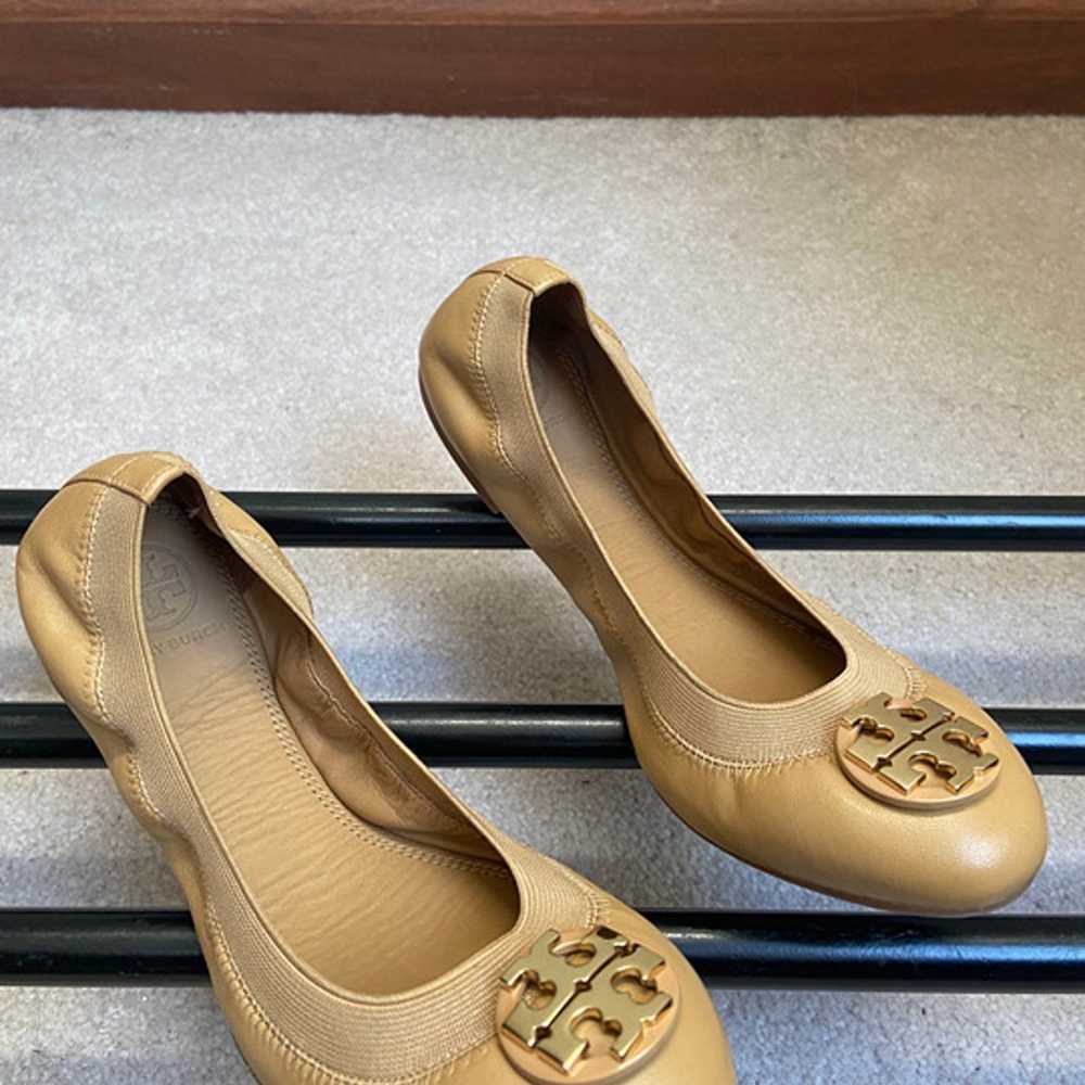 TORY BURCH Women Brass Gold Logo Leather Ballet S… - image 6