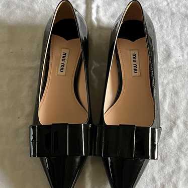 MIU MIU Pointed Toe Patent Leather Flat NWOB SZ 3… - image 1