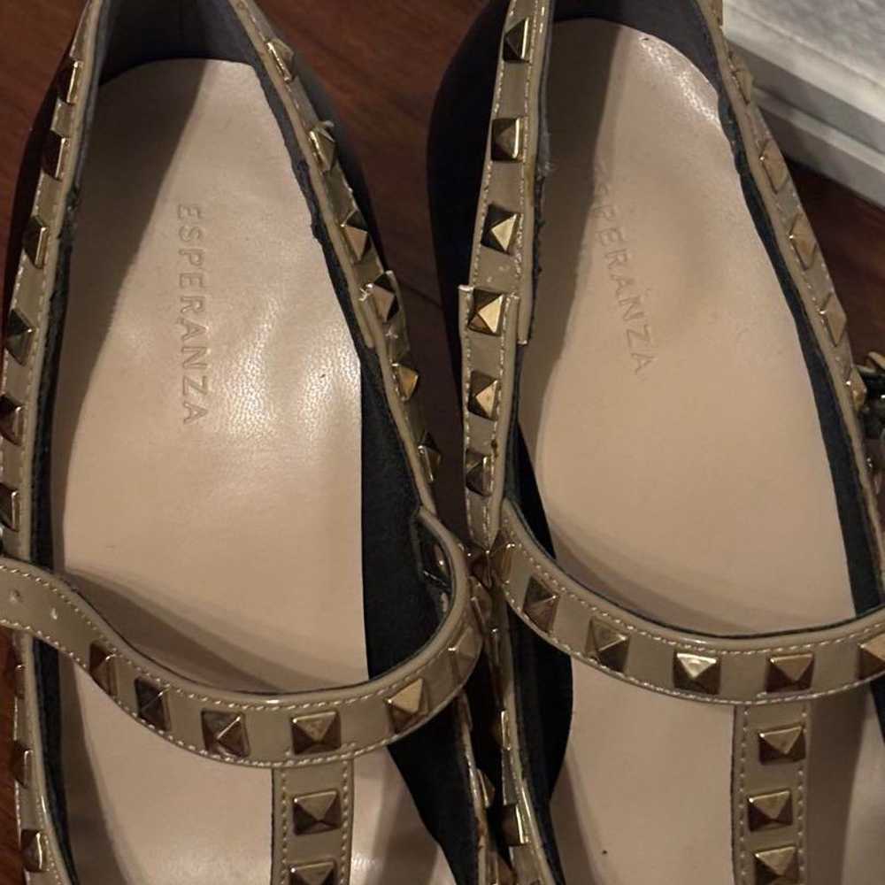 Brand new Valentino-style pumps from Esperanza. - image 2